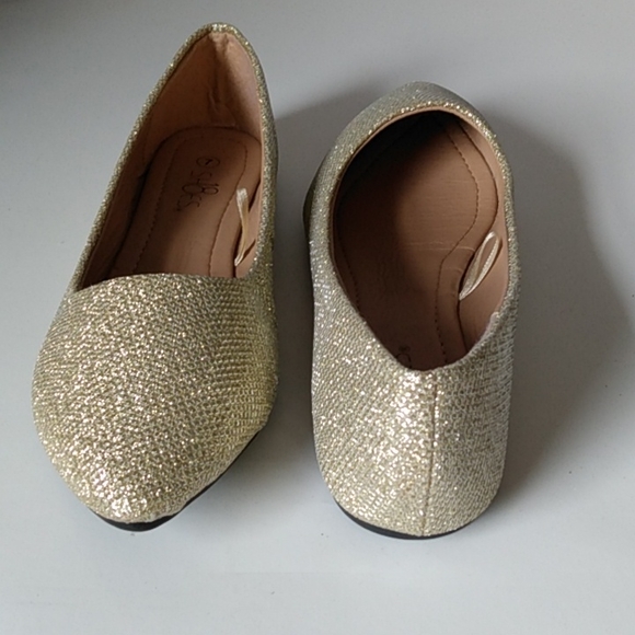 SLIPPERS SHOES GOLD SPARKLE - Picture 3 of 5